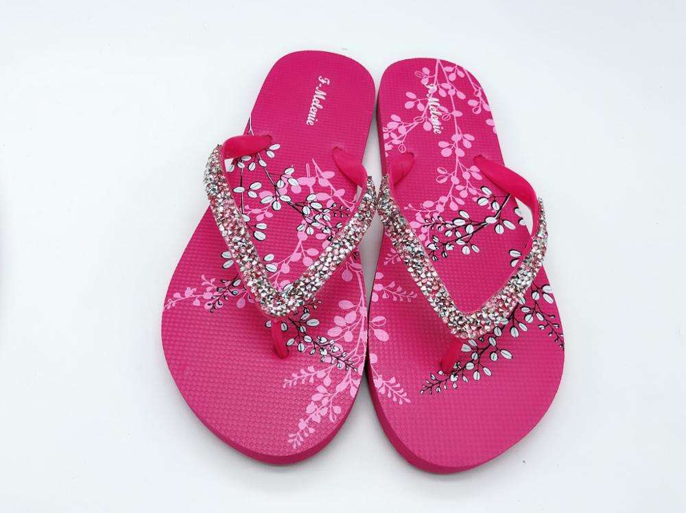 2019 Factory New Arrival Fashion Women Flip Flop Flower Print Rubber Outsole Slipper Pvc Diamond Strap