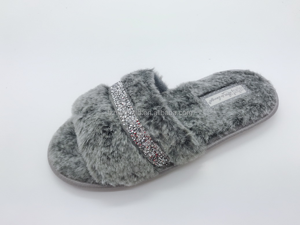 2024 Custom Winter Fashion Simple Home Women Winter Fur Warm Cute House Slippers Indoor for Lady