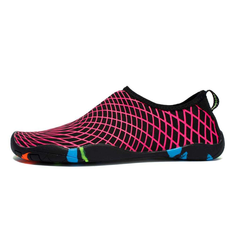 2024 Men Water Shoes Popular Net Lines Beach Swimming Shoes Aqua Shoes