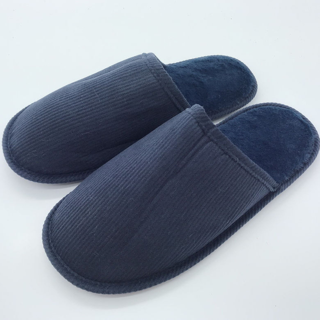2024 Wholesale Soft Fashion Winter Rubber Faux Fur Comfy Sole Lady Men Slides Plush slippers for Women Cotton House Shoes