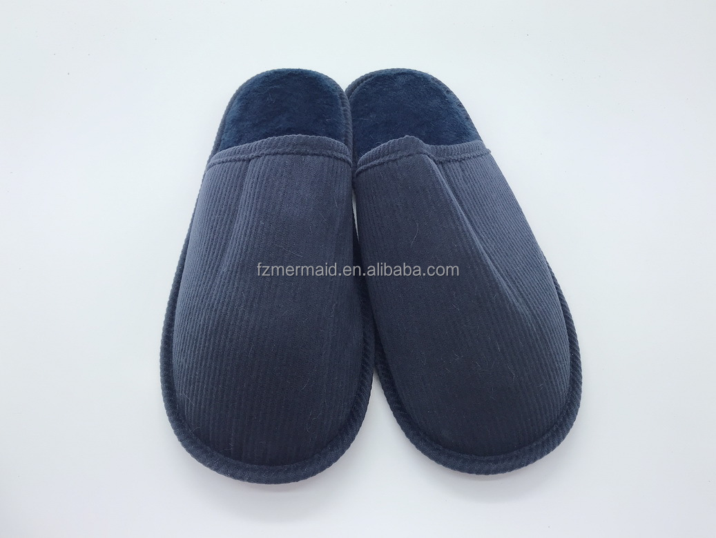 2024 Wholesale Soft Fashion Winter Rubber Faux Fur Comfy Sole Lady Men Slides Plush slippers for Women Cotton House Shoes