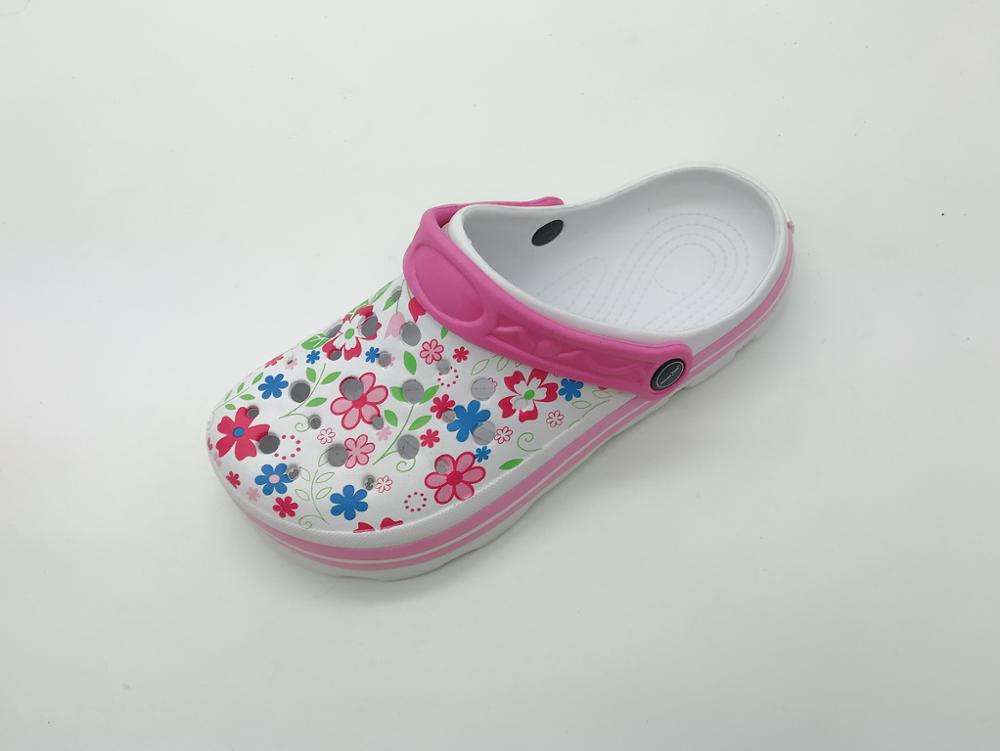 2024 Hot Sale Men Women EVA Garden Simple Clogs with Hole Beach Shoes