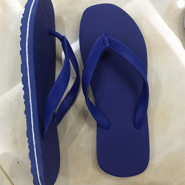 2024 High Quality Plain Flip Flops Wholesales in Bulk Men Slippers Beach Custom Flip Flops Home slippers
