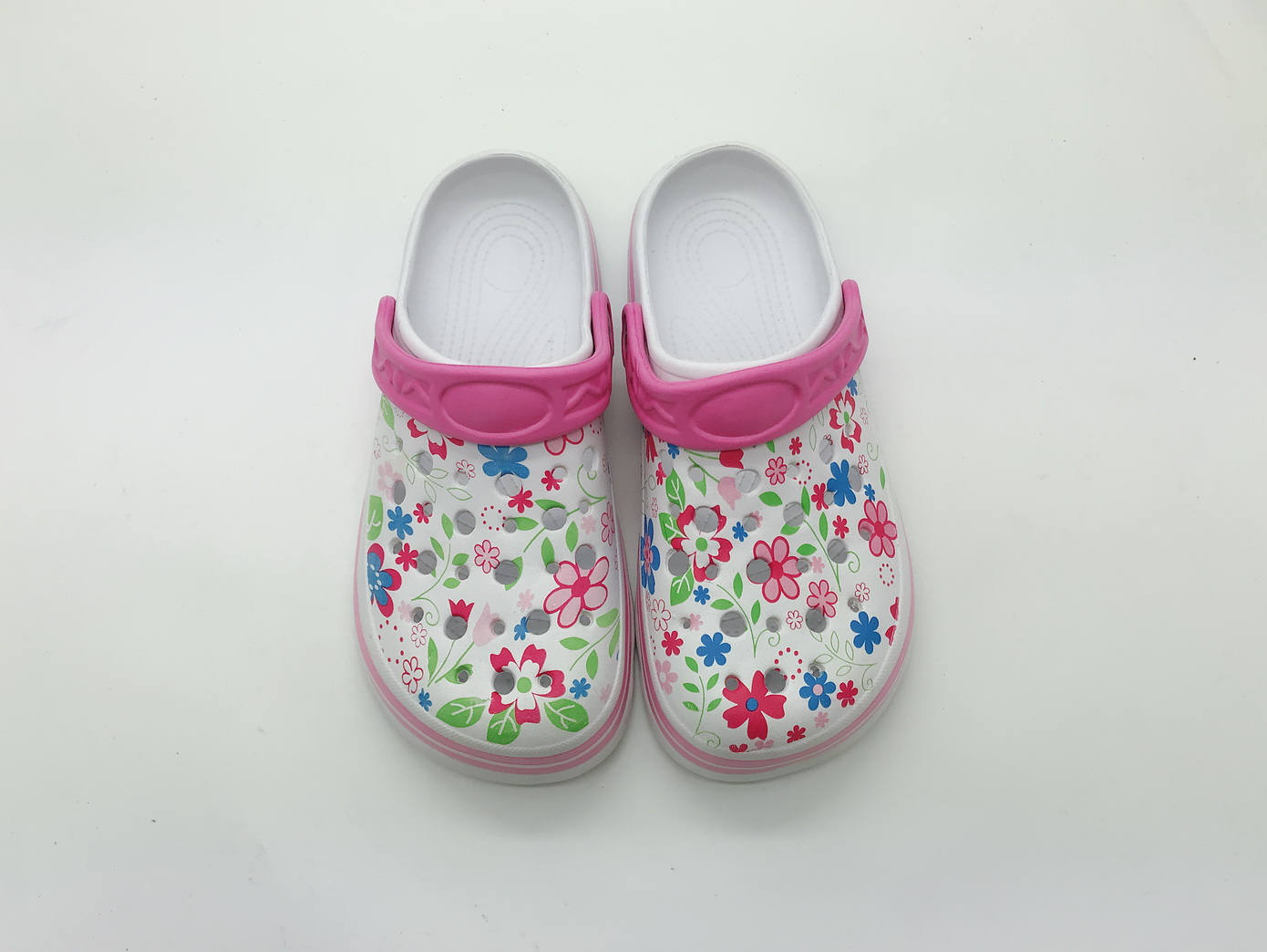 2024 Hot Sale Men Women EVA Garden Simple Clogs with Hole Beach Shoes