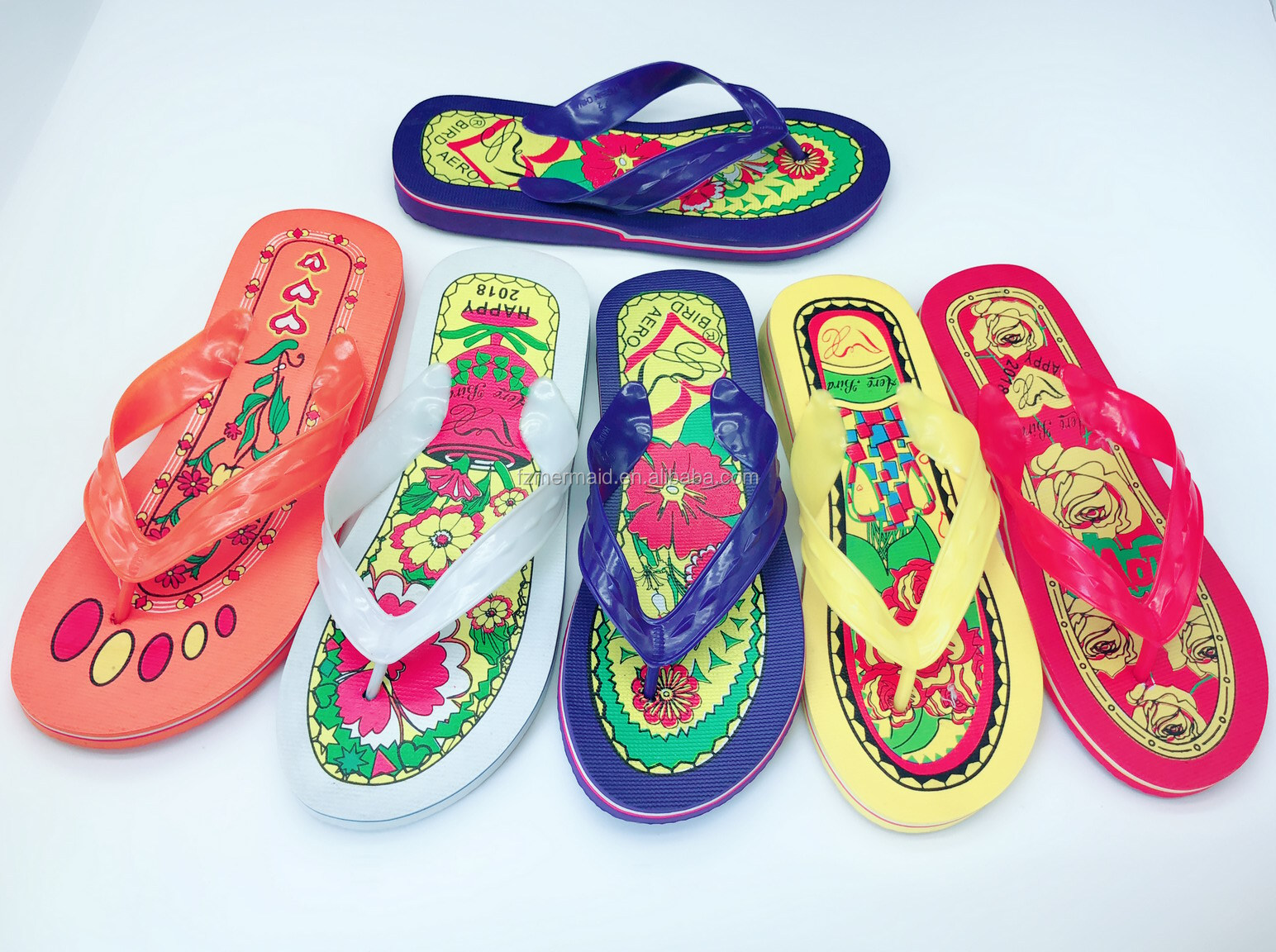 Africa Hot Sales Fuzhou Factory Wholesales PE Outdoor Fashion High Quality Plastic Slipper Naked Slipper Footwearbmen Shoes