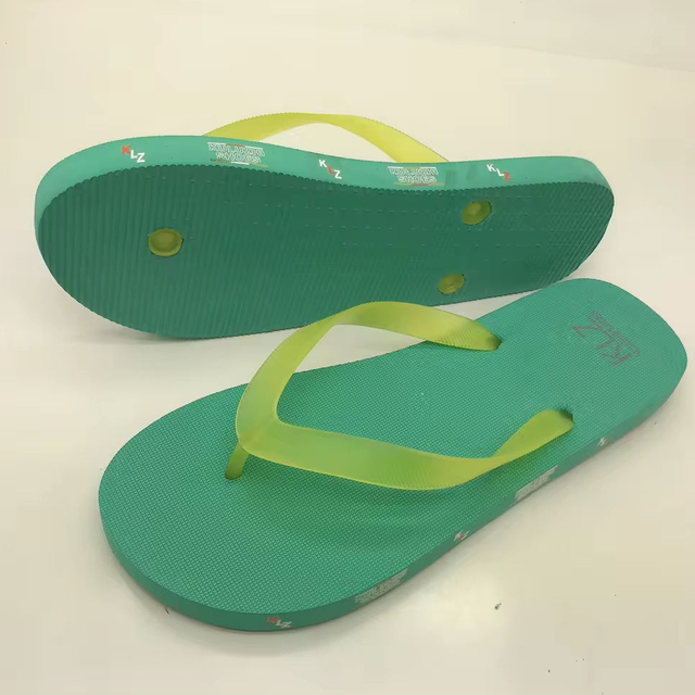 2024 Chinese Supplier Cheap Wholesale Summer Fashion Flip Flops Sticker Slipper for MEN