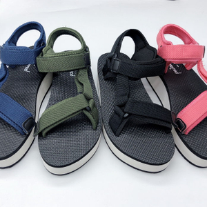 New Product 2024 Japanese Version of the Thick- Bottomed Platform Sandals Open Toe Design Beach Sports Shoes
