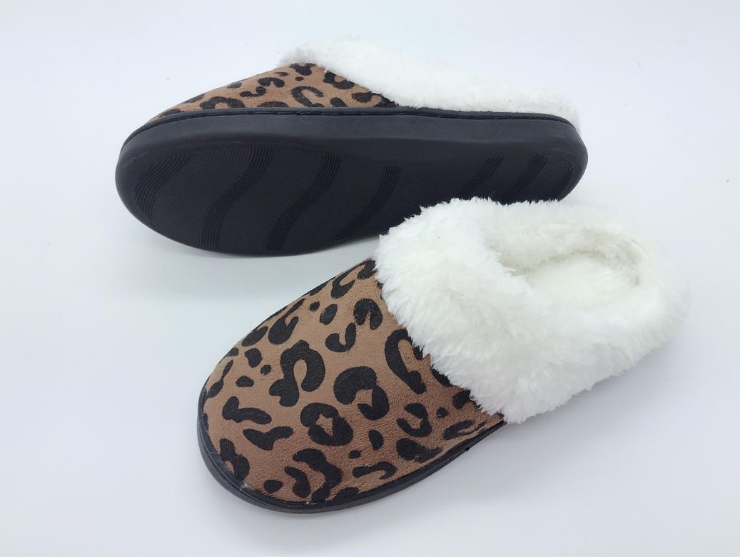 Custom Winter Fashion Simple Home Soft Bottom Women Fluffy Plush Indoor Slipper Slippers Fur Fluffy Indoor House White Slippers
