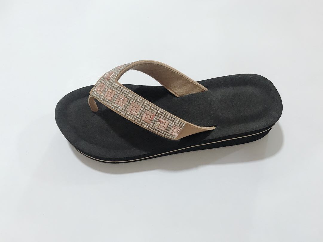 2024 Summer slippers New Fashion Lady High Heel Shoes Wedge Flip Flops