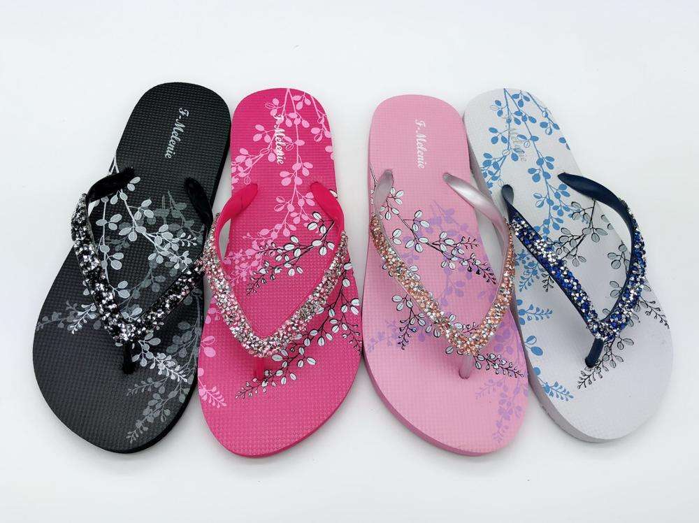 2019 Factory New Arrival Fashion Women Flip Flop Flower Print Rubber Outsole Slipper Pvc Diamond Strap