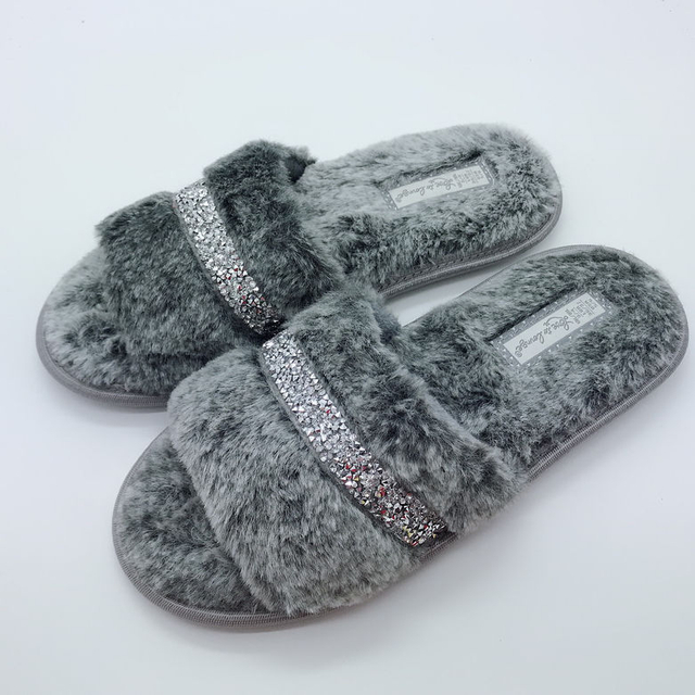Comfortable Winter Warm Fluffy Indoor Sheepskin Leather Handmade LambsWool Australian Sheep Skin Slippers for Women
