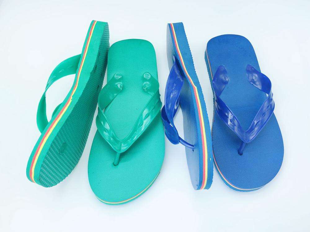 2024 New Style Woman Shoes Fashion Summer Beach Colorful Comfortable PVC Upper Outsole Flip Flops Disposable Slipper