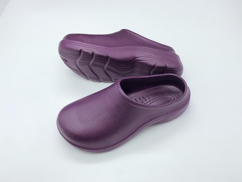 2024 China Factory Rubber Upper Steel Toe Safety Slipper for Chef , Kitchen Clog slippers