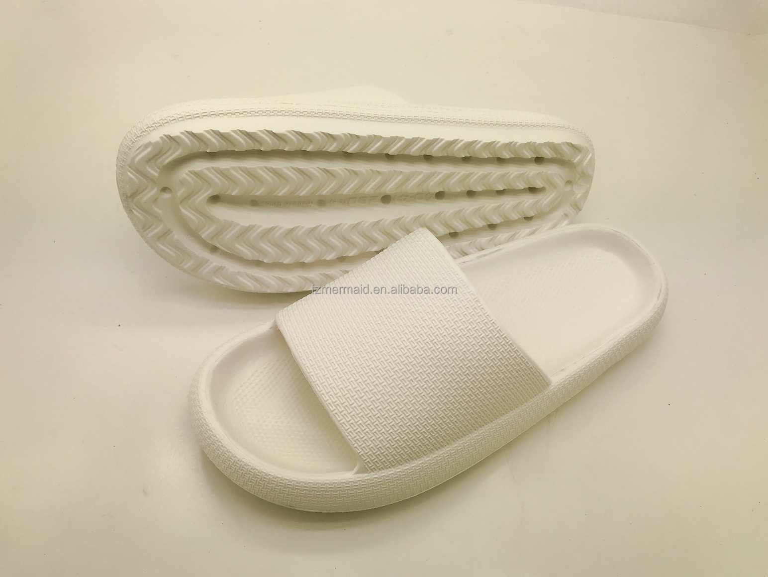 3cm Thick Platform Slippers Summer Beach Eva Soft Sole Slide Sandals Leisure Men Ladies Indoor Bathroom Anti-slip Shoes Slippers