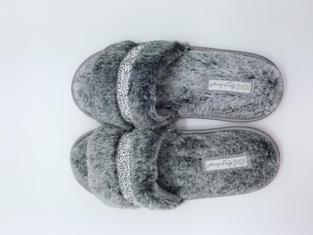 Comfortable Winter Warm Fluffy Indoor Sheepskin Leather Handmade LambsWool Australian Sheep Skin Slippers for Women