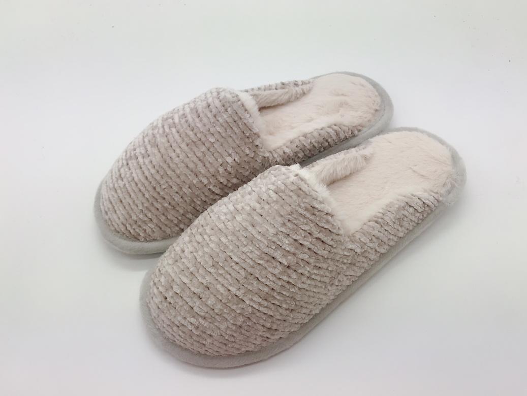 Custom Winter Fashion One Strap Simple Home Flip Flops Women Fluffy Plush Slipper Fur Fluffy Indoor House Slippers