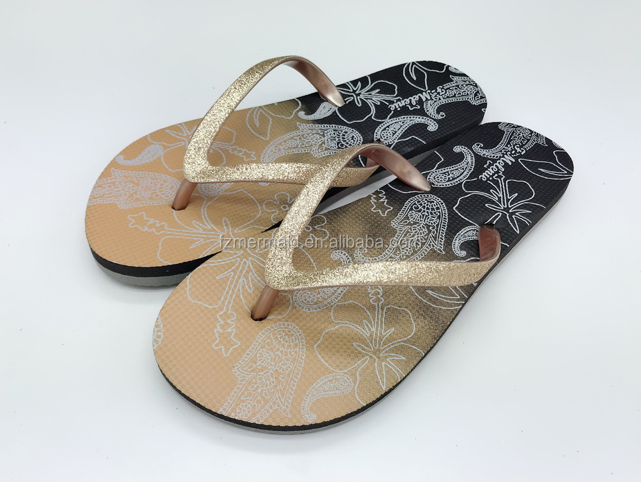 2024 China Flip Flops with logo Wholesale Sandals Popular Women Flip Flops Glitter Pvc Strap slippers